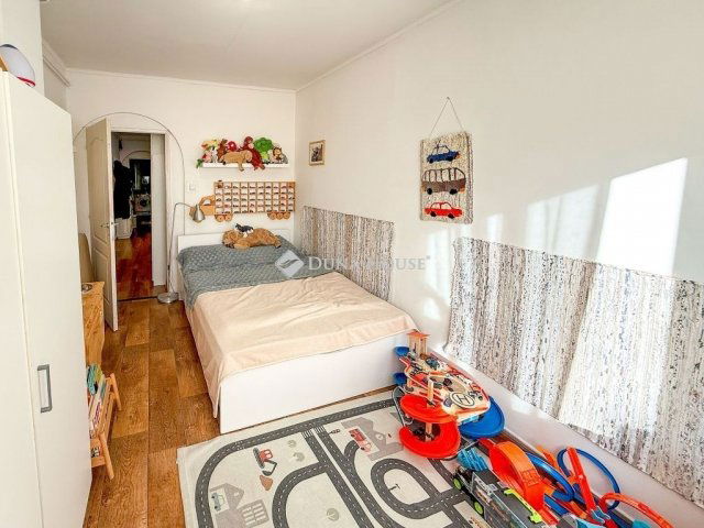 Eladó családi ház, Zamárdiban 119.9 M Ft, 4 szobás