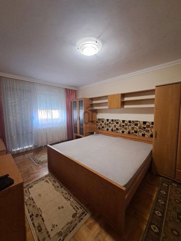 Eladó panellakás, Debrecenben 82 M Ft, 4 szobás