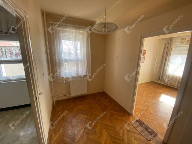 Eladó téglalakás, Mosonmagyaróváron 49.9 M Ft, 3 szobás