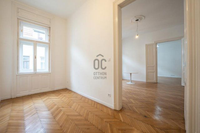 Eladó téglalakás, Budapesten, VI. kerületben 161.5 M Ft
