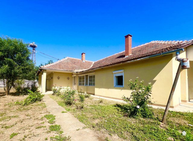 Eladó családi ház, Körösladányban 11 M Ft, 2 szobás