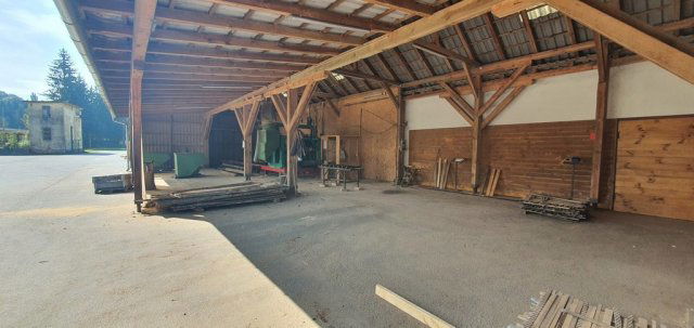 Eladó ipari ingatlan, Bázakerettyén 210 M Ft