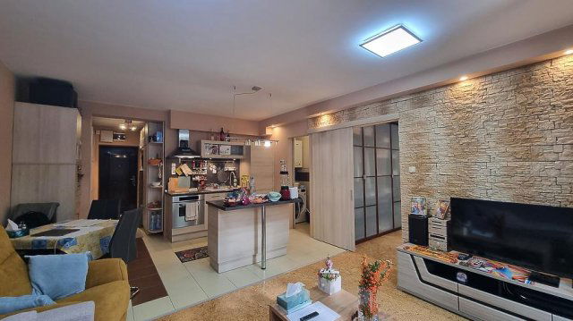 Eladó téglalakás, Dunakeszin 83.9 M Ft, 2 szobás