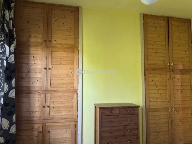 Eladó családi ház, Martonvásáron 68 M Ft, 3 szobás