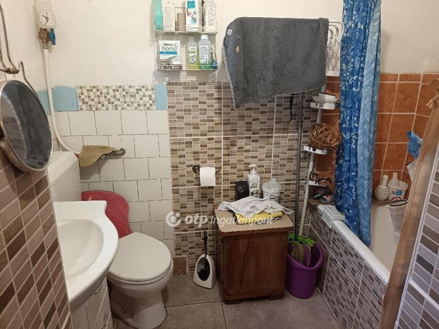 Eladó családi ház, Sárándon 38 M Ft, 2+1 szobás