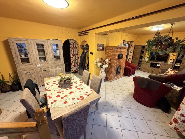 Eladó családi ház, Kaposváron 75 M Ft, 4 szobás