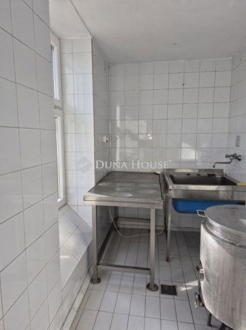 Eladó családi ház, Ibafán 285 M Ft, 5 szobás