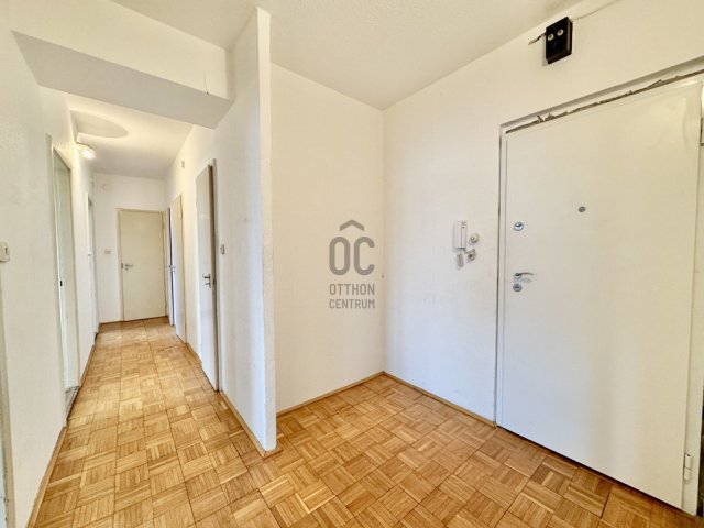 Eladó panellakás, Budapesten, II. kerületben 87 M Ft, 3 szobás