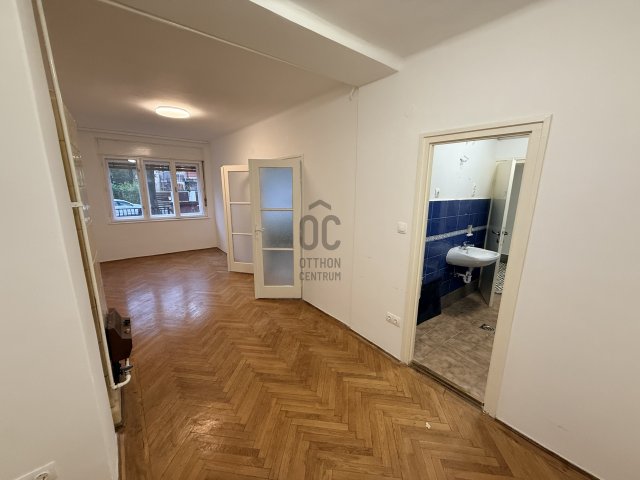 Eladó téglalakás, Budapesten, XI. kerületben, Badacsonyi utcában
