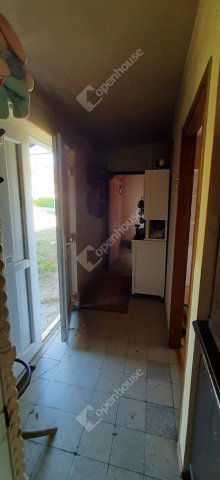 Eladó családi ház, Lovásziban 7.6 M Ft, 2 szobás