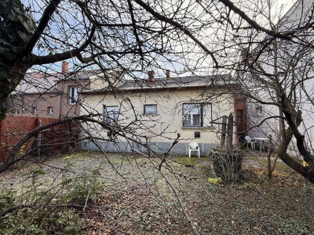 Eladó családi ház, Szombathelyen 59 M Ft, 3 szobás