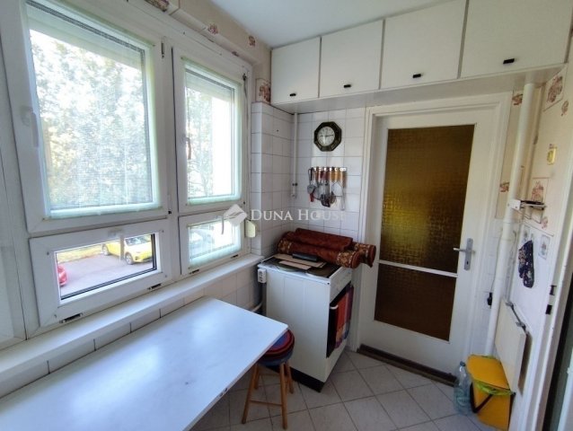 Eladó panellakás, Budapesten, XI. kerületben 79.9 M Ft, 3 szobás