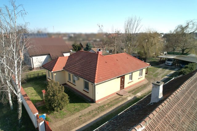 Eladó családi ház, Debrecenben, Paprika utcában 104.9 M Ft