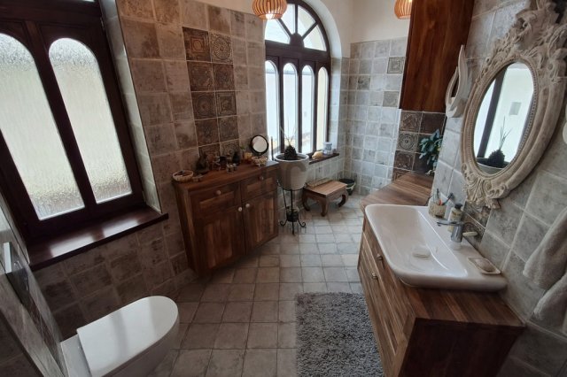 Eladó családi ház, Cegléden 147 M Ft, 4 szobás