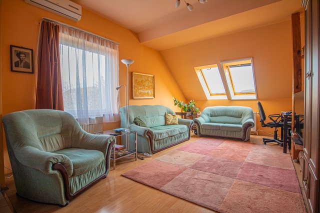 Eladó téglalakás, Diósdon, Határ utcában 83.9 M Ft, 4 szobás