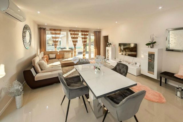 Eladó családi ház, Kecskeméten 103.9 M Ft, 4 szobás