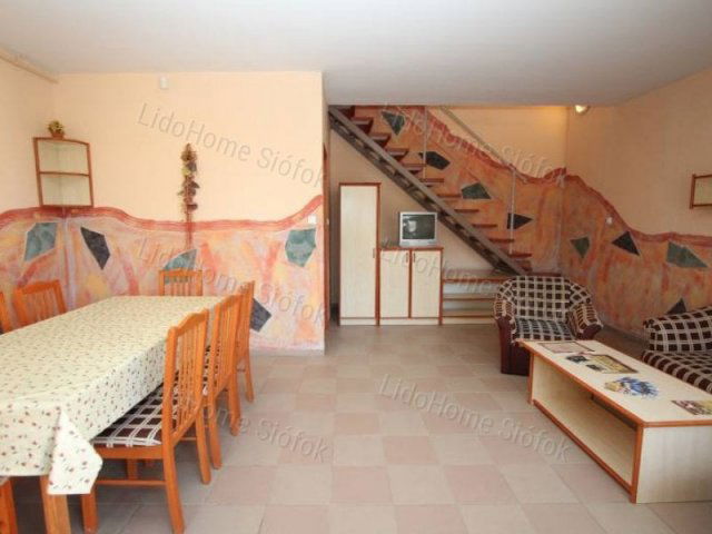 Eladó sorház, Siófokon 159 M Ft, 3 szobás / költözzbe.hu