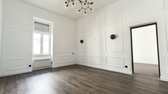 Eladó téglalakás, Budapesten, VI. kerületben, Szív utcában