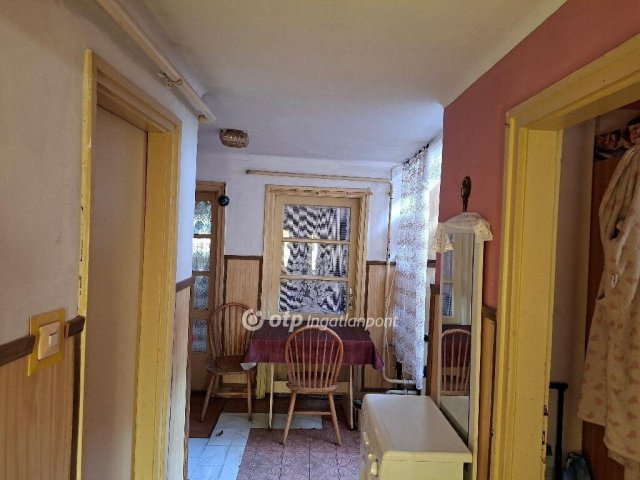 Eladó családi ház, Kiskunmajsán 45 M Ft, 6 szobás