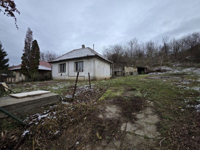 Eladó családi ház, Kulcson 15.9 M Ft, 2 szobás