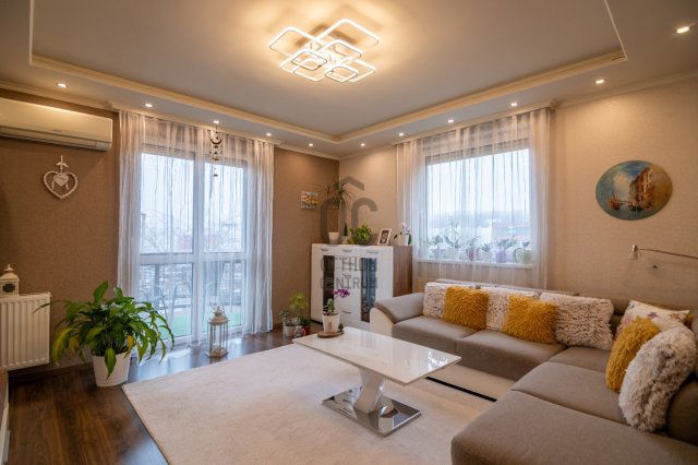 Eladó téglalakás, Budapesten, XV. kerületben 78 M Ft, 3 szobás