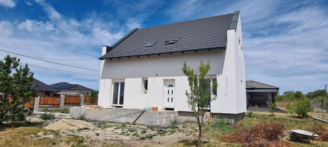 Eladó családi ház, Érden 121.9 M Ft, 4+1 szobás