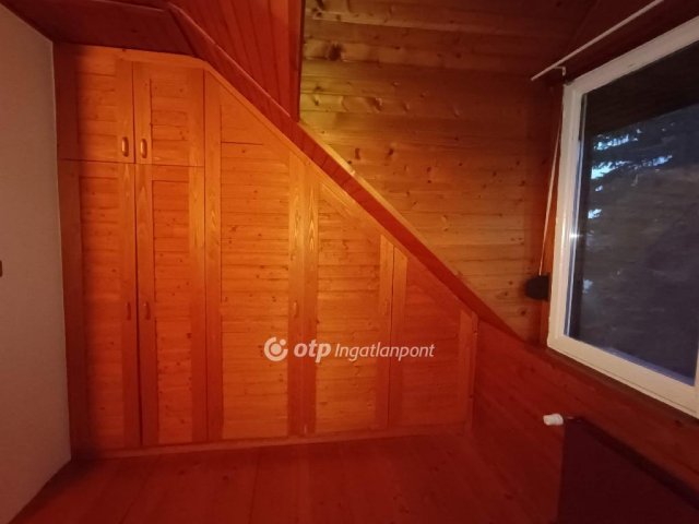 Eladó téglalakás, Solymáron 109 M Ft, 3 szobás