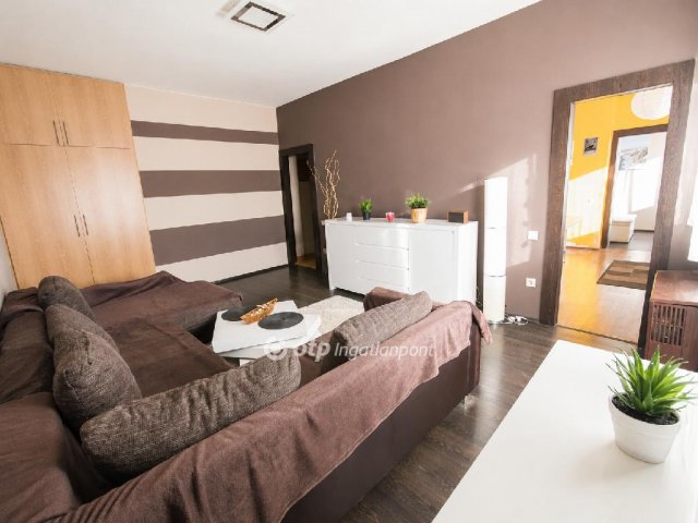 Eladó panellakás, Budapesten, XX. kerületben 57 M Ft, 1+1 szobás