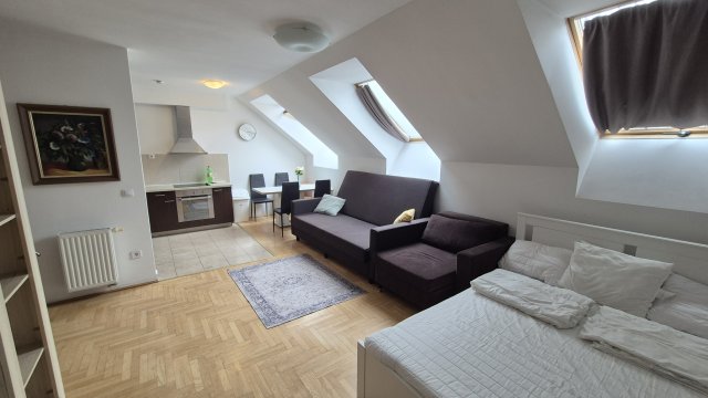 Eladó téglalakás, Budapesten, VII. kerületben 99.9 M Ft