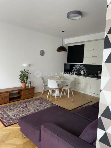 Kiadó téglalakás, albérlet, Budapesten, V. kerületben, 3 szobás