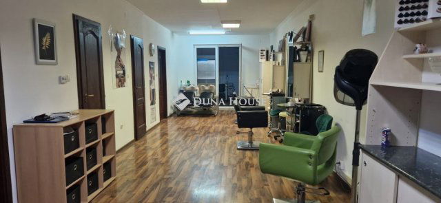 Eladó téglalakás, Nyíregyházán 54 M Ft, 5 szobás