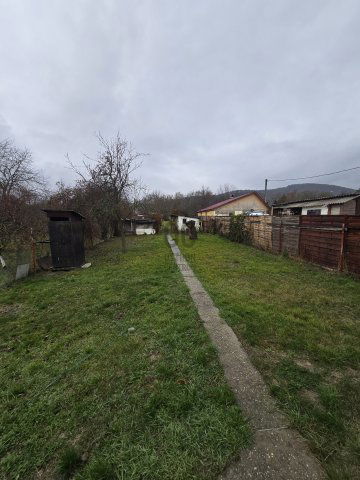 Eladó családi ház, Pomázon 32 M Ft, 4 szobás