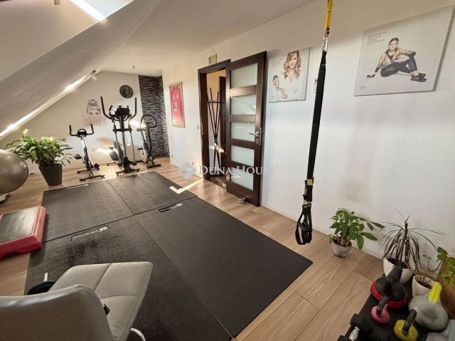 Eladó téglalakás, Szombathelyen 69.9 M Ft, 3 szobás