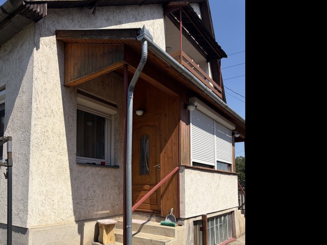 Eladó családi ház, Gyálon 130 M Ft, 3 szobás