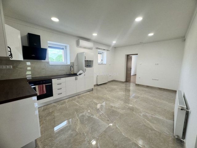 Eladó családi ház, Tápiószelén 34.9 M Ft, 3 szobás
