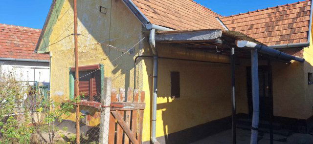 Eladó családi ház, Debrecenben 31.9 M Ft, 2 szobás