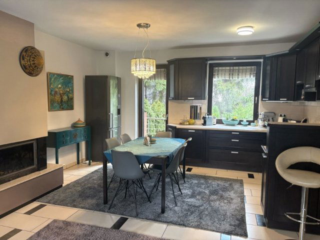 Eladó ikerház, Budapesten, XVI. kerületben 198 M Ft, 6 szobás