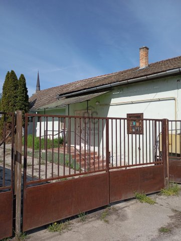 Eladó ipari ingatlan, Bátaszéken 19.9 M Ft / költözzbe.hu