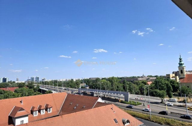 Eladó téglalakás, Budapesten, III. kerületben 79.9 M Ft