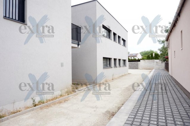 Kiadó iroda, Szegeden 2615 E Ft / hó / költözzbe.hu