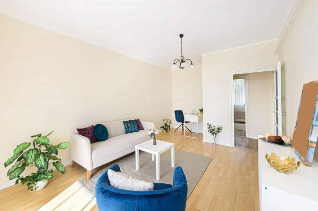 Eladó téglalakás, Keszthelyen 45 M Ft, 2 szobás