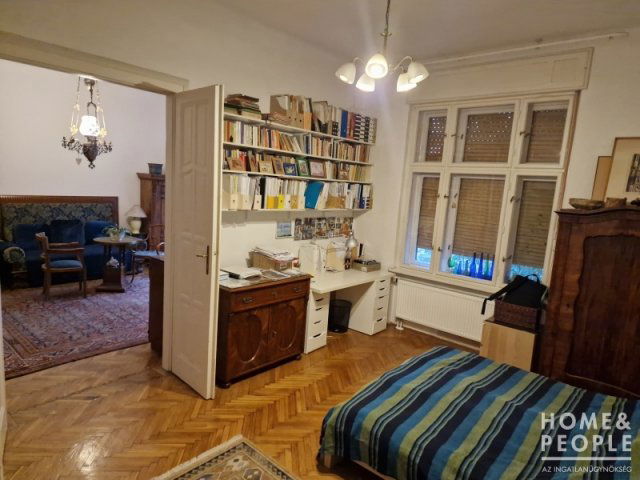 Eladó téglalakás, Szegeden 89.5 M Ft, 3 szobás