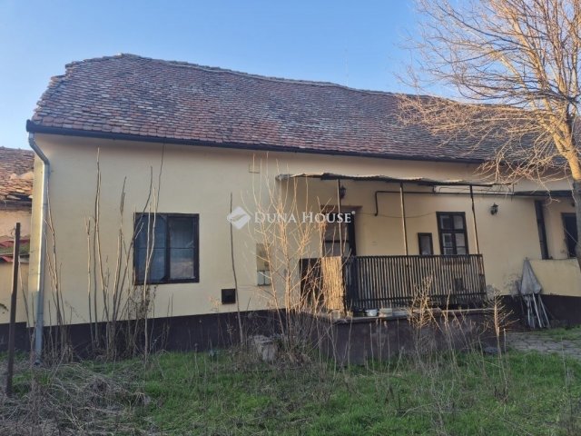 Eladó családi ház, Debrecenben 155 M Ft, 3 szobás