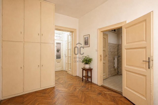 Eladó téglalakás, Budapesten, VI. kerületben 117.5 M Ft