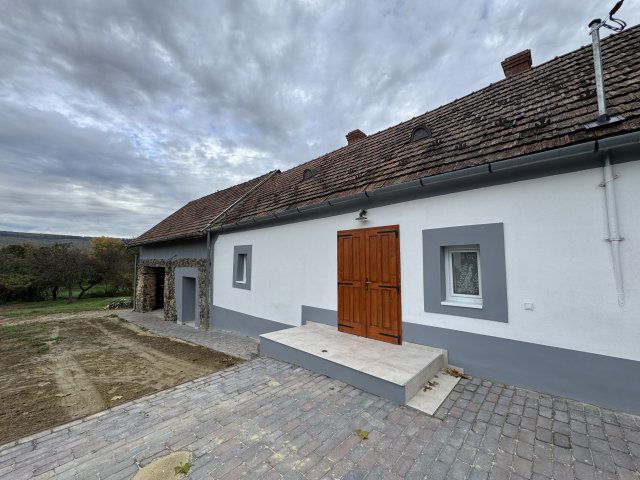 Eladó családi ház, Monostorapátin 69.9 M Ft, 3 szobás