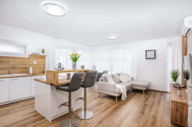 Eladó családi ház, Bálványoson 80.3 M Ft, 4 szobás