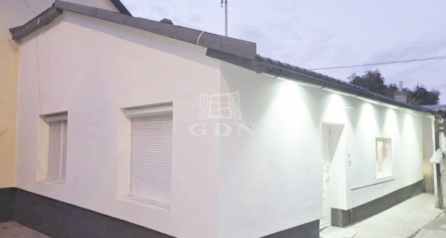 Eladó családi ház, Budapesten, XX. kerületben 64.999 M Ft