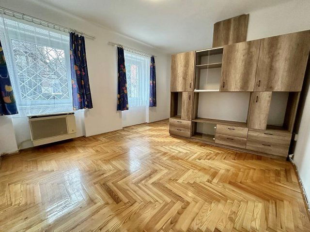 Kiadó téglalakás, albérlet, Budapesten, II. kerületben
