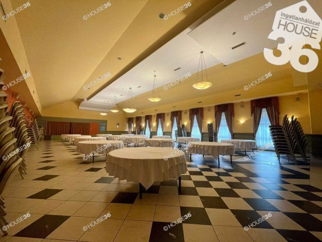 Eladó ipari ingatlan, Kecskeméten 715 M Ft / költözzbe.hu