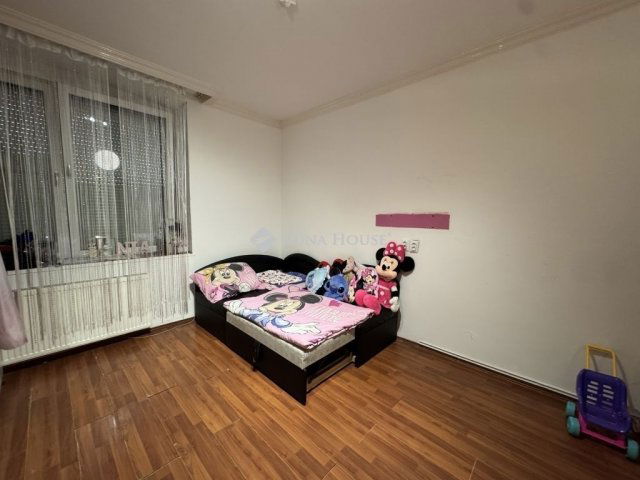 Eladó téglalakás, Budapesten, VIII. kerületben 85 M Ft, 3 szobás